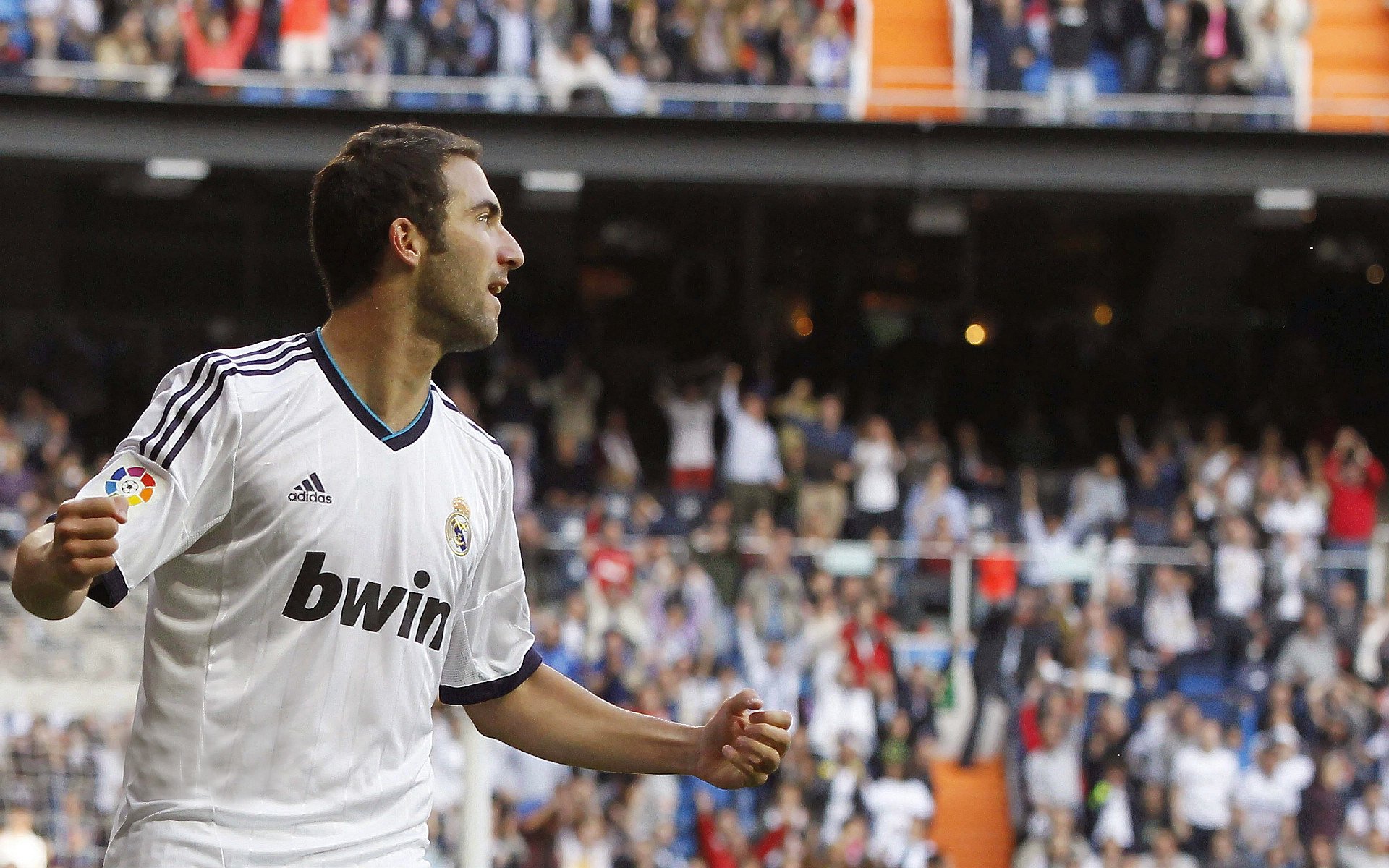 亚洲杯足球赛中国队战胜强敌,顺利晋级,亚洲杯中国队比赛结果