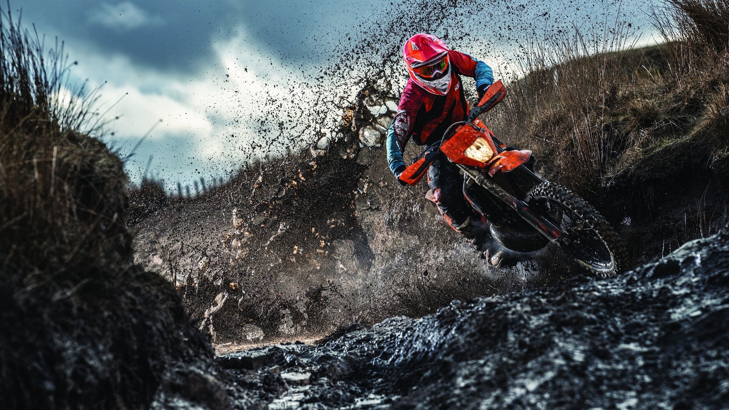 利物浦为萨拉赫开出8800万英镑天价转会费!红军或冒险接受惊人报价